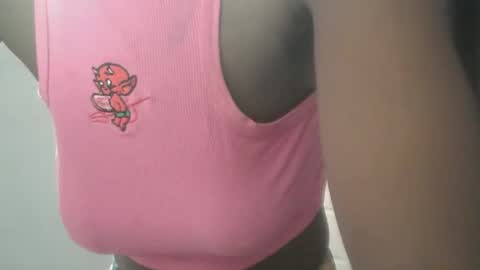 Snapshot of mandymia chatting on February 18, 4:36 pm mandymia online show from February 18, 4:36 pm