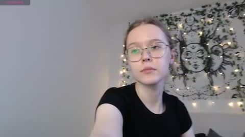Snapshot of mandymilson chatting on September 26, 3:05 pm Mandy online show from September 26, 3:05 pm
