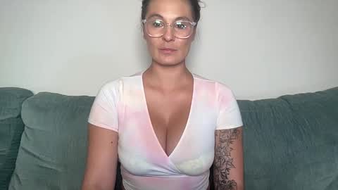 Mandy online show from November 4, 2:10 am