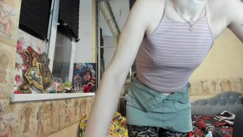 Mandy online show from March 30, 4:41 pm