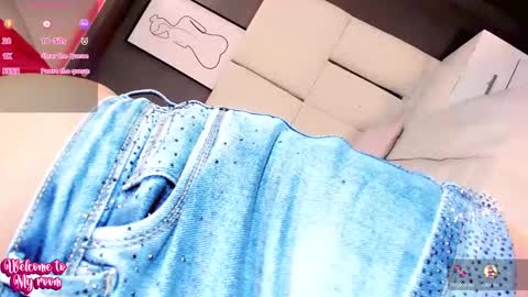 manellyksparklee online show from October 25, 1:07 pm