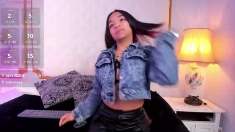 manelyk_evanss online show from October 18, 11:33 am