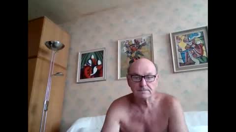 manes5858 online show from September 19, 9:00 am