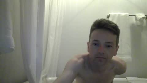 Snapshot of manfacey chatting on July 6, 5:48 am Rock Andy online show from July 6, 5:48 am