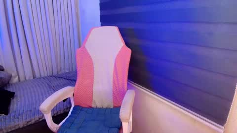 JM18 online show from December 15, 3:44 am