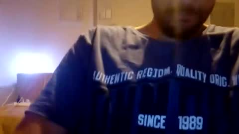 Snapshot of maniaksfucker chatting on December 17, 8:12 am LANGERFICK online show from December 17, 8:12 am