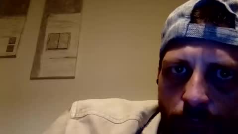 Snapshot of maniaksfucker chatting on January 2, 10:48 am LANGERFICK online show from January 2, 10:48 am