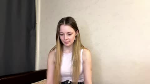Snapshot of maniemarchitto chatting on April 5, 3:31 pm Hey there my name is Sarah online show from April 5, 3:31 pm