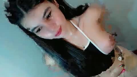 Snapshot of manilynforyou chatting on March 8, 5:06 pm manilynforyou online show from March 8, 5:06 pm