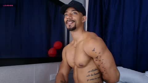 Manolo Hot 1 online show from February 3, 2:24 pm