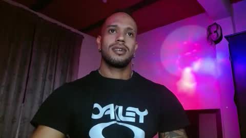 Manolo online show from November 30, 4:00 pm