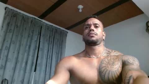 Manolo online show from December 1, 7:41 pm