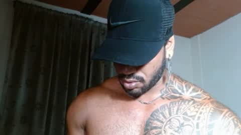 Manolo online show from April 25, 11:35 pm