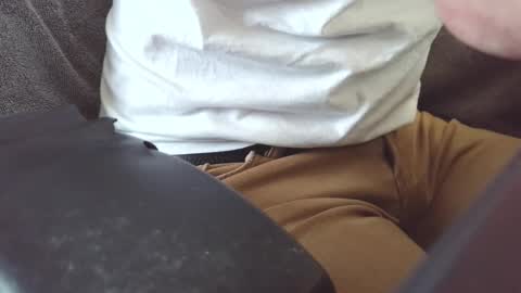 Snapshot of mantoy2000 chatting on February 23, 4:15 pm mantoy2000 online show from February 23, 4:15 pm