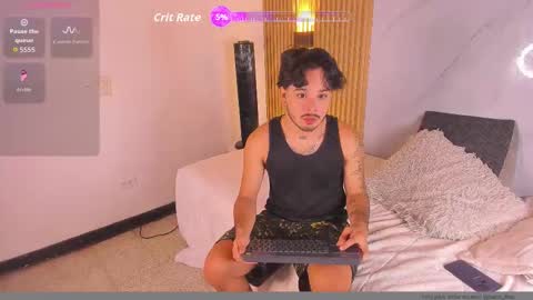 Snapshot of manu_lowe chatting on November 27, 11:34 am MANUEL Dont forget your thumbs up online show from November 27, 11:34 am