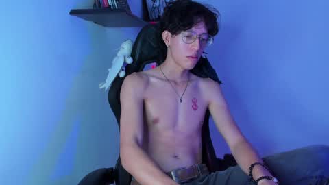 Manuel online show from January 25, 11:32 pm