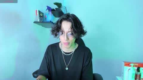 Manuel online show from November 2, 2:36 am