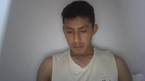 manucurve online show from January 8, 4:15 am