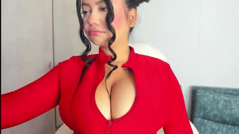 MANUELA online show from March 28, 3:00 pm