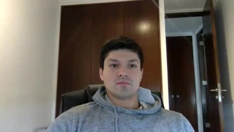 manuelgasdcon online show from January 5, 9:18 pm