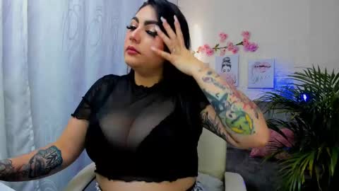 manuella_collins online show from February 1, 9:29 pm