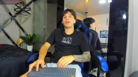 Manuel online show from April 29, 4:05 am