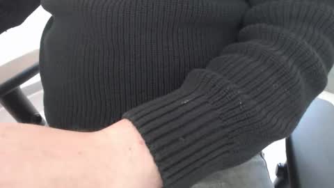 Snapshot of manuherb84 chatting on March 31, 2:50 pm manuherb84 online show from March 31, 2:50 pm