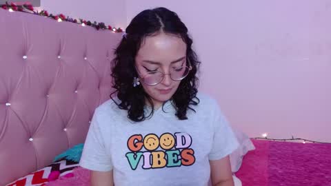 Manu  online show from January 17, 9:50 pm