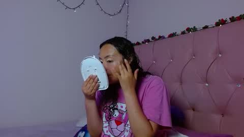 Manu  online show from December 4, 10:18 pm