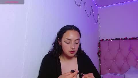 Snapshot of manumeow_ chatting on January 16, 9:08 pm Manu online show from January 16, 9:08 pm