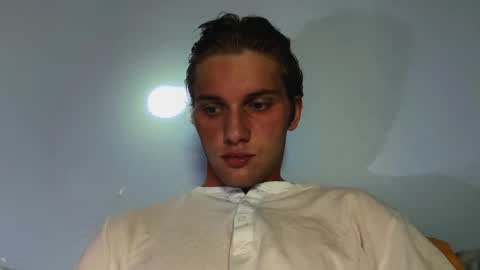 Snapshot of manxoliday chatting on November 18, 7:18 pm manxoliday online show from November 18, 7:18 pm