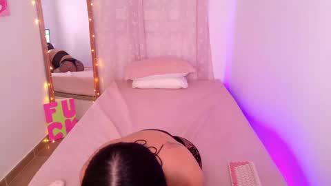     online show from May 20, 7:36 am