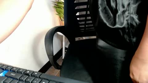 mar_marie online show from May 16, 10:47 am