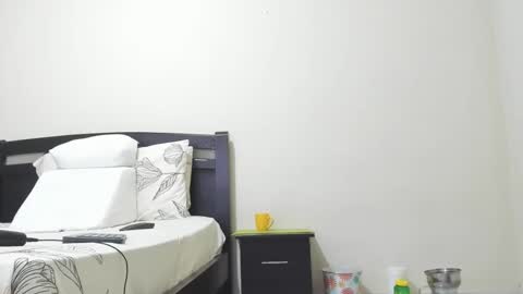 Mara online show from October 22, 2:39 pm