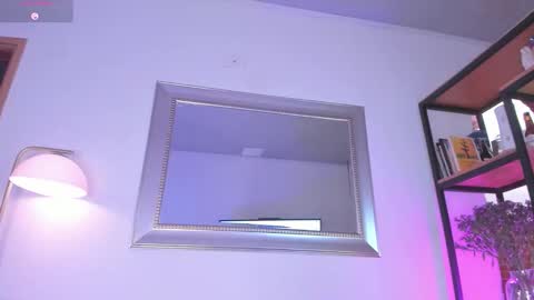 Snapshot of mara_brooks chatting on November 29, 9:51 pm Mara online show from November 29, 9:51 pm