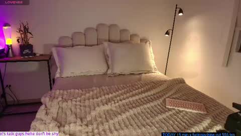Mara Santoro online show from July 14, 1:30 am