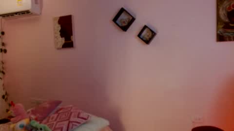 Mara 3 online show from November 12, 1:33 pm