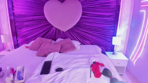 maralinette22 online show from November 2, 11:01 am