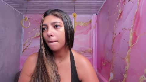 Maraluna online show from April 4, 12:02 pm