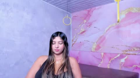 Snapshot of maraluna_ chatting on April 27, 1:42 pm Maraluna online show from April 27, 1:42 pm