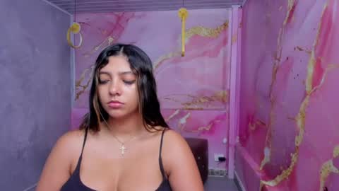 Snapshot of maraluna_ chatting on July 17, 12:34 pm Maraluna online show from July 17, 12:34 pm