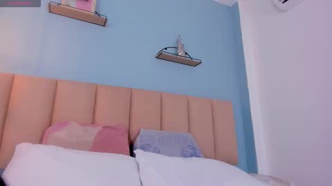 Snapshot of maraowen chatting on November 6, 12:28 pm Mara online show from November 6, 12:28 pm