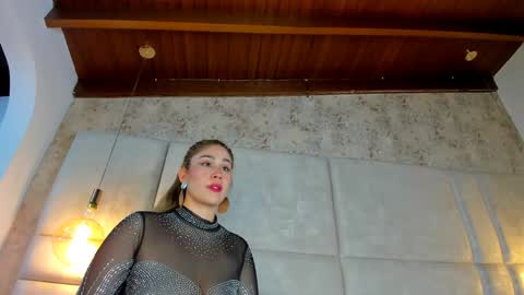 Mara Torres online show from December 28, 1:50 am