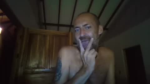 Snapshot of marc_cereza chatting on October 1, 2:06 am marc_cereza online show from October 1, 2:06 am