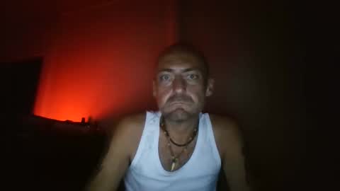Snapshot of marc_cereza chatting on October 17, 6:38 am marc_cereza online show from October 17, 6:38 am