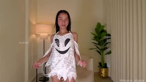 Snapshot of marce_algara chatting on October 6, 8:06 pm Marce algara online show from October 6, 8:06 pm