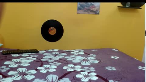 Snapshot of marcelasweet457 chatting on January 11, 12:54 pm marcelasweet457 online show from January 11, 12:54 pm