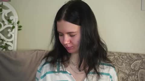 Marcelline online show from February 15, 3:47 am