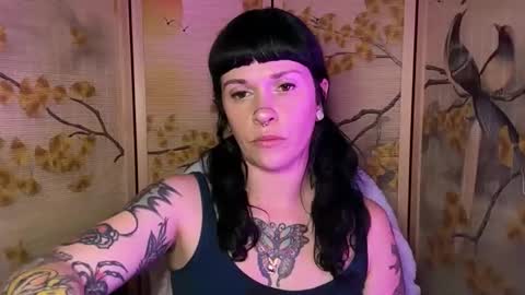 MarcelineAltaria online show from April 14, 3:45 am