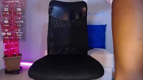 MarceloJones online show from September 25, 2:43 pm